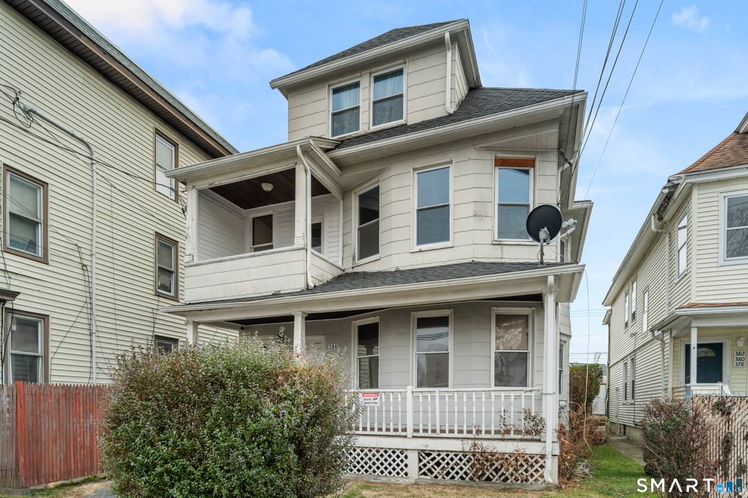 Turnkey three family ideal for investors or owner occupants.