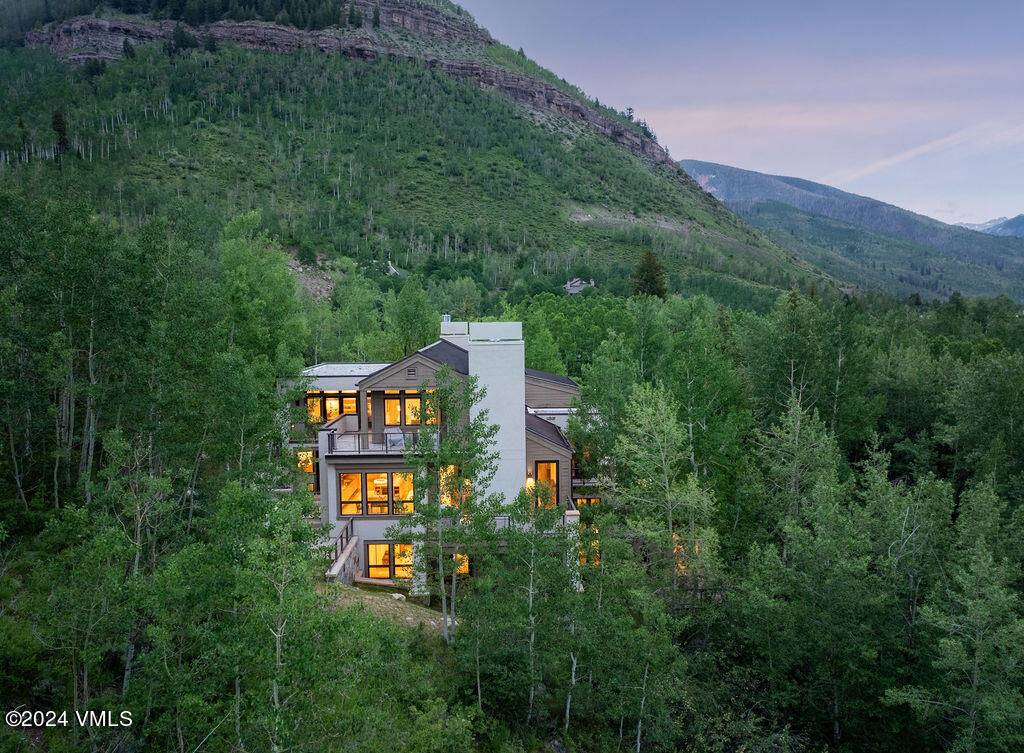Nestled in the serene beauty of Vail, Colorado, this contemporary mountain masterpiece promises to captivate all who visit.