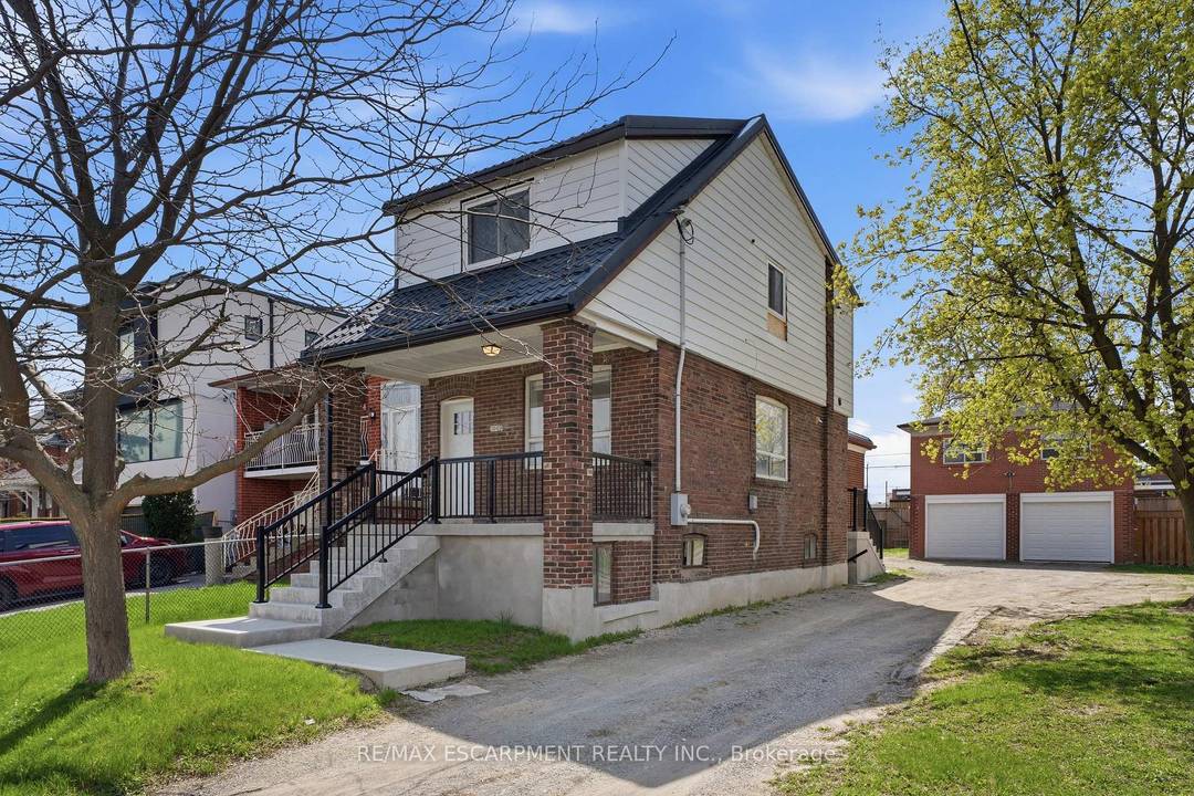 An exceptional investment opportunity in one of Midtown Toronto's most prestigious and sought after communities.
