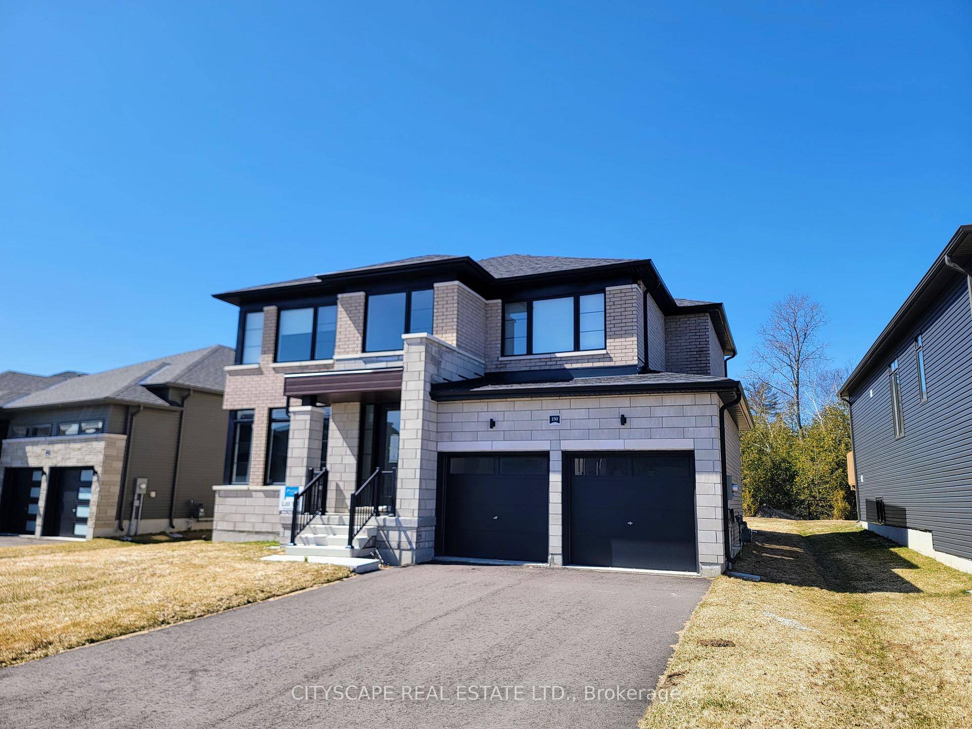 Welcome to 150 Rosanne Circle in beautiful Wasaga Beach !