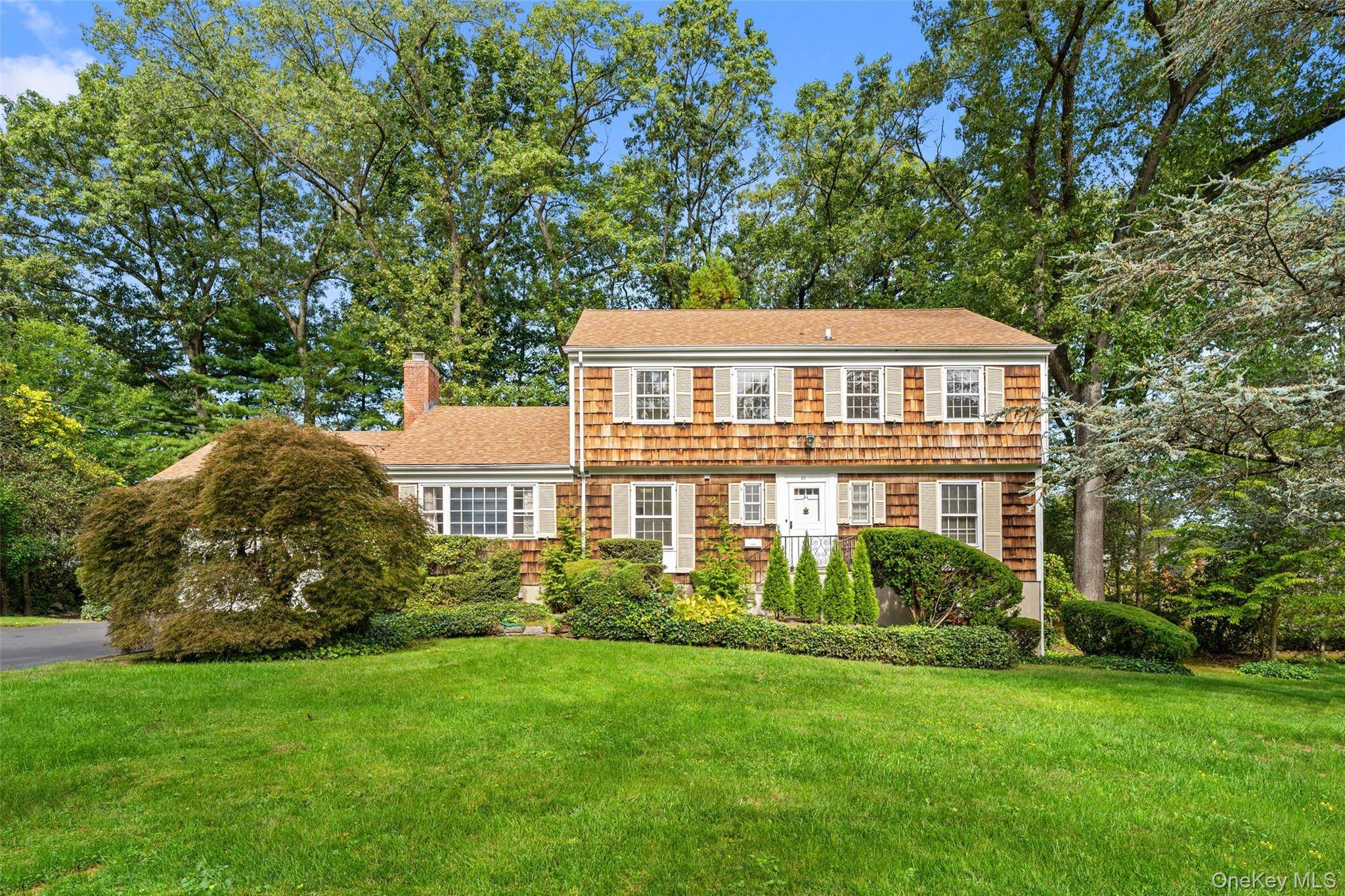 Exceptional opportunity to live in highly desirable Quaker Ridge neighborhood.