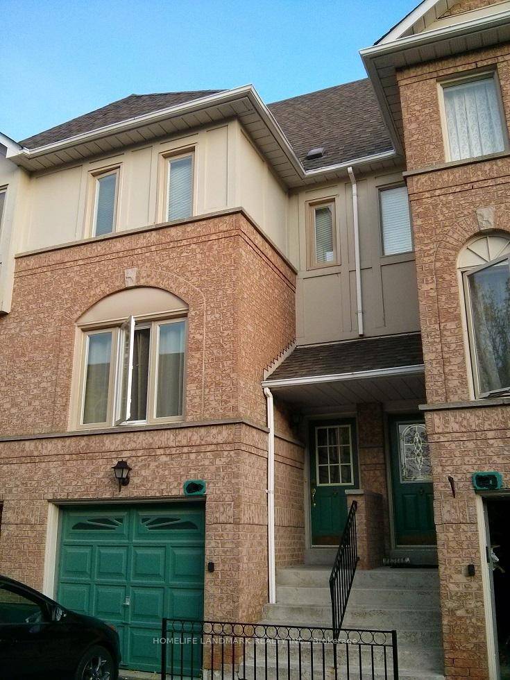 Bright Spacious Unit. 3 Bedrooms 2.