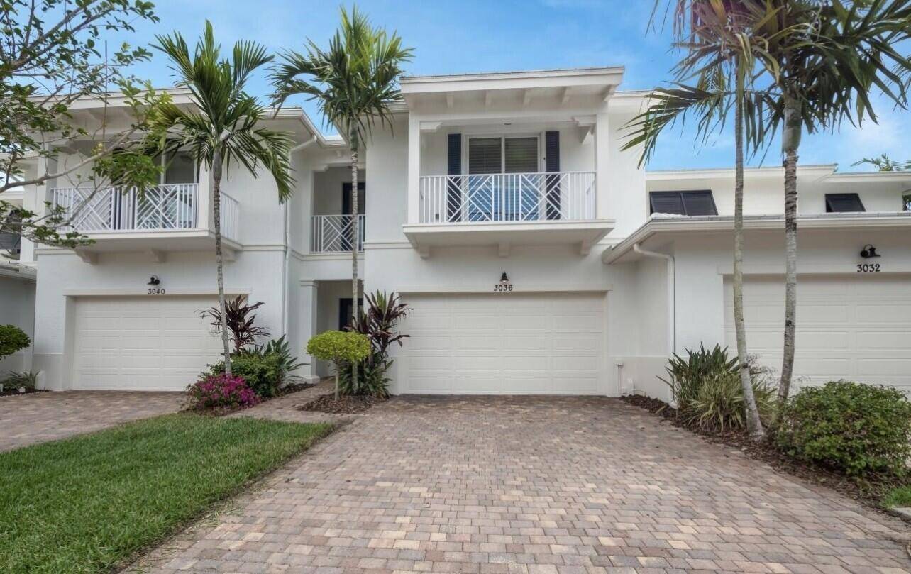 This beautifully maintained 3 bedroom 2.