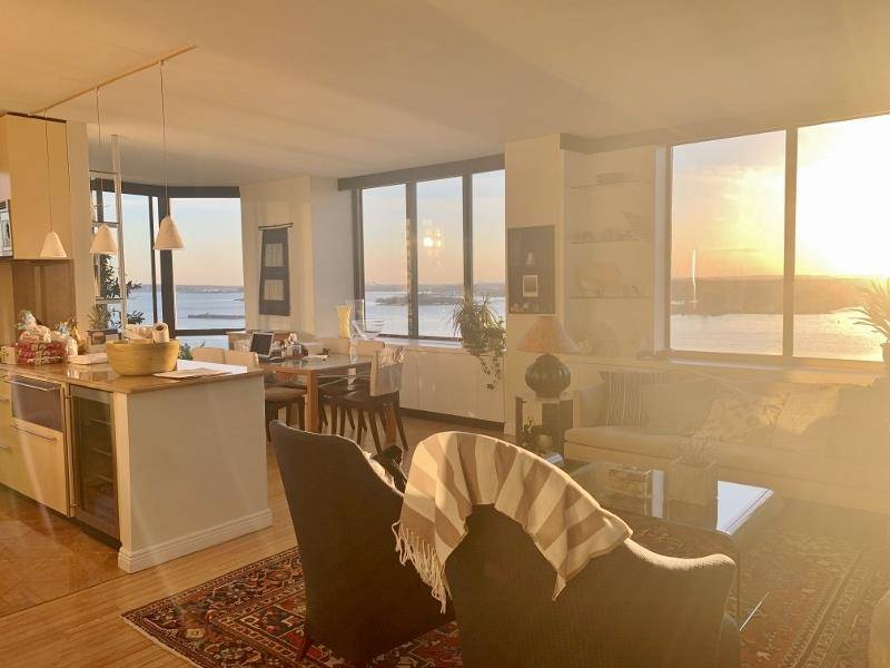 Best waterfront building with South West corner wrap around, Hudson River amp ; Statues of Liberty views in every room.