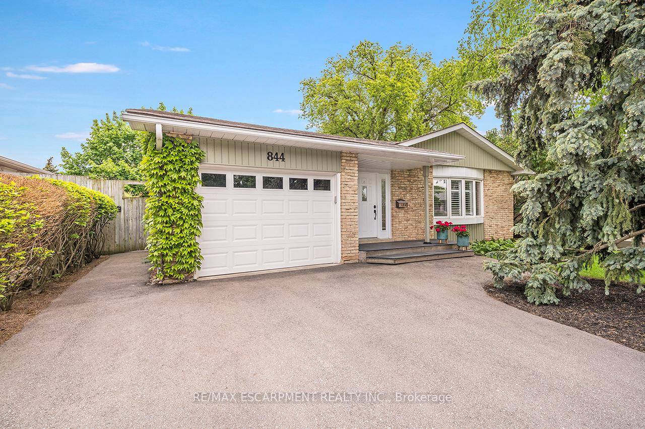 Tremendous value and pride of ownership shine through in this beautifully maintained 5 bedroom bungalow, ideally situated on a desirable, tree lined street in Dorset Park.