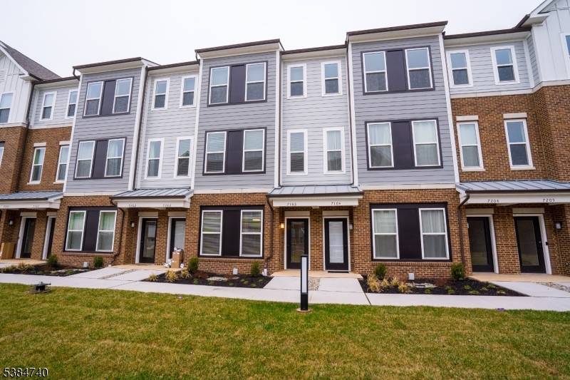 Newer 2 Bedroom, 2 full Baths, 1 Car garage and 1 Car driveway Luxury Townhouse in the newly built Townhomes at Vermella Community in Union Twp.