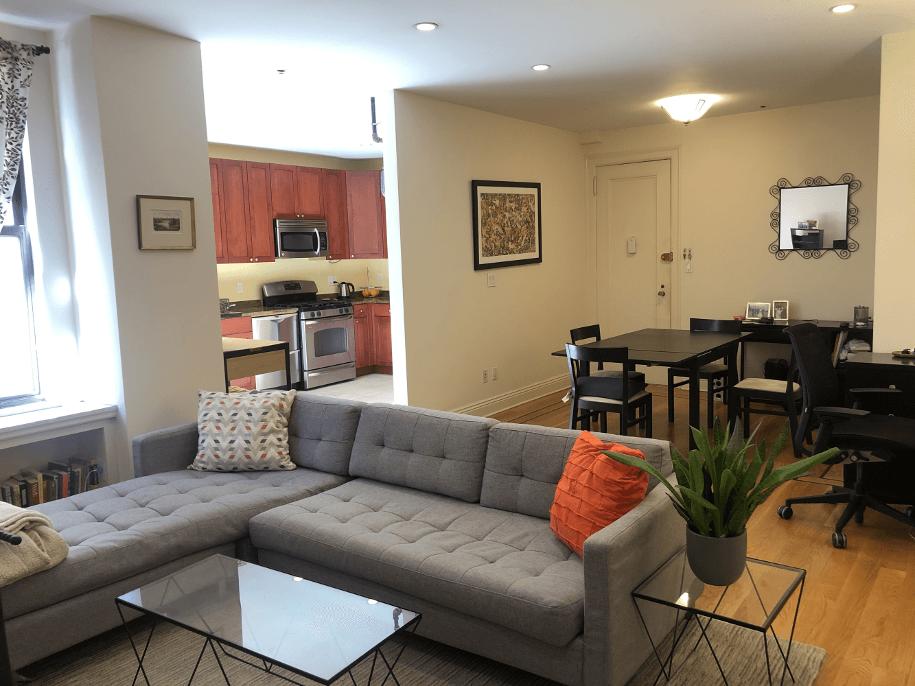 Welcome home to this massive 1BR convertible 2 !