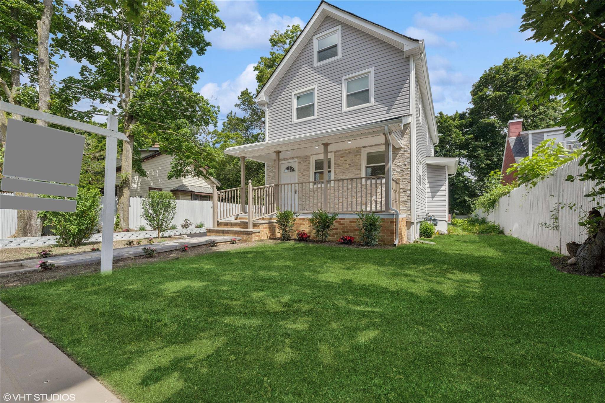Welcome to 92 Columbia St !