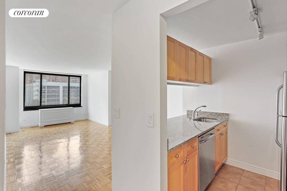 Luxury waterfront living in beautiful Battery Park City.