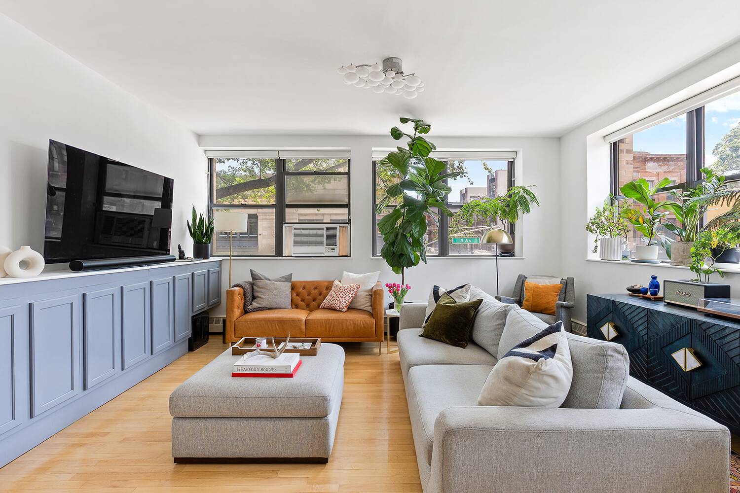 This bright and airy two bedroom, two bathroom condo is perched in a beautifully converted industrial building, offering soaring 9 foot ceilings, oversized windows, and your own private rooftop terrace ...