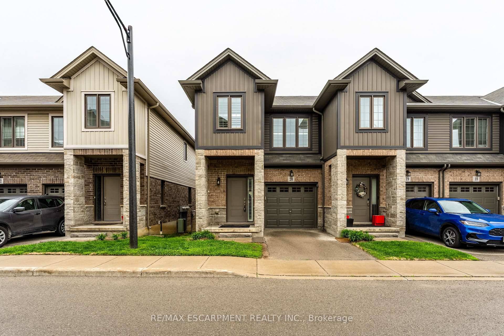 Welcome to Unit 20 at 377 Glancaster Road, an Incredibly built townhome in Stunning Ancaster, less than 10 years old !