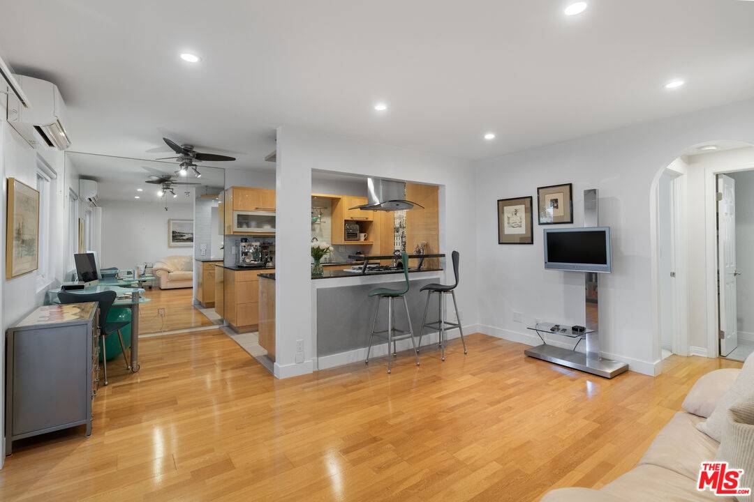 848 Pacific St 1BR Santa Monica La