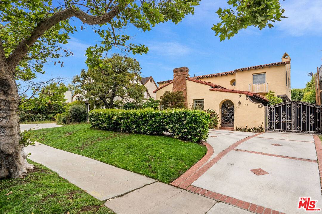 119  S Highland Ave 4BR Hancock Park La
