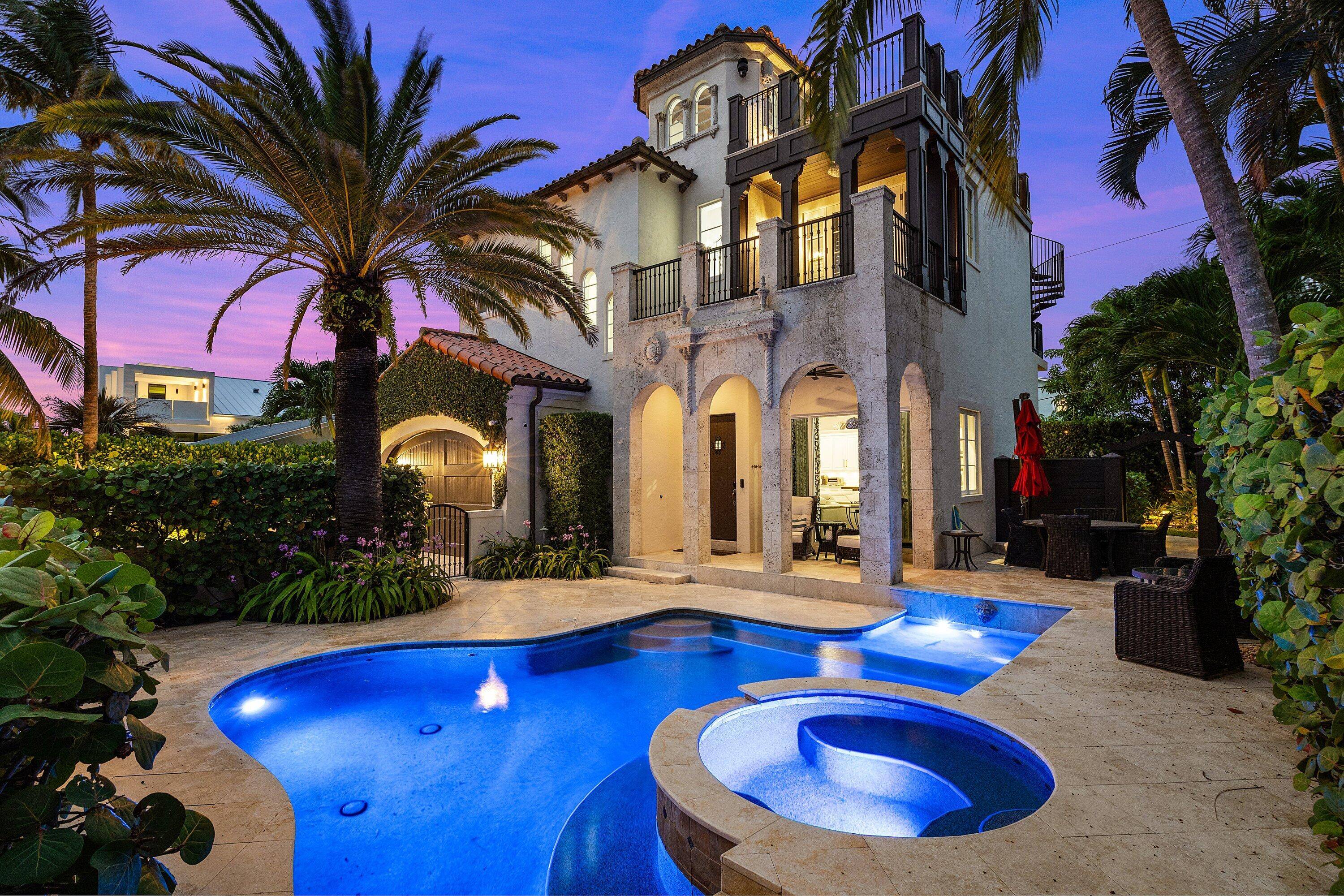 Palm Beach Style Mini Estate in Ocean Ridge Steps from the Sand This beautifully designed, fully furnished 4 bedroom, 3 bath Palm Beach inspired mini estate is ideally situated just ...