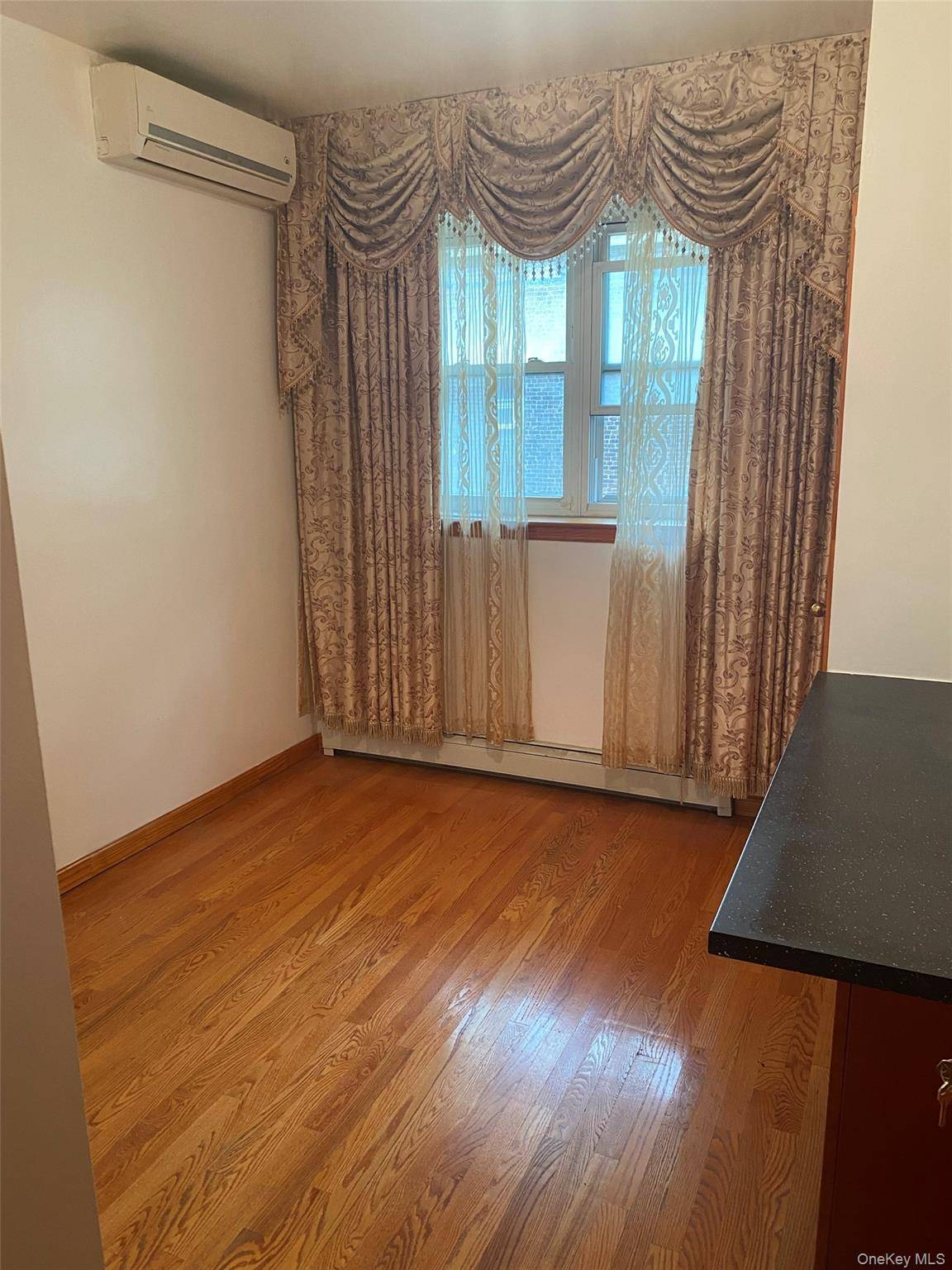 Spacious and comfortable apartments for rent in Woodside, Queens 1st Floor 2 bedrooms with 1 full bathroom, available for 3, 200, which includes a parking space.