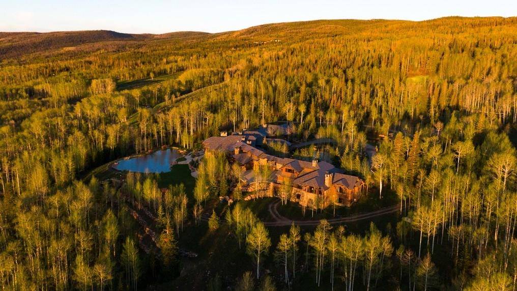 Spectacular 24, 400 SF family lodge on 350 acres, located within the private Grand River Ranch.