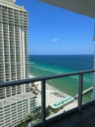 Modified price ! A great 2 2 in Sunny Isles with nice flooring, fully furnished, new appliances, and oceanviews.