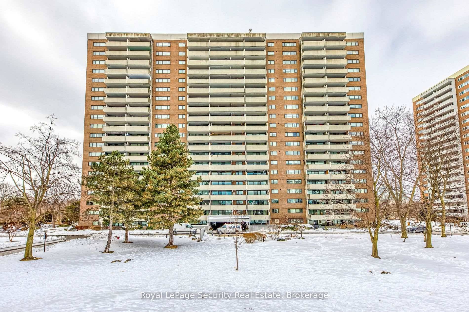 Welcome to the highly sought after Lambton Square community !