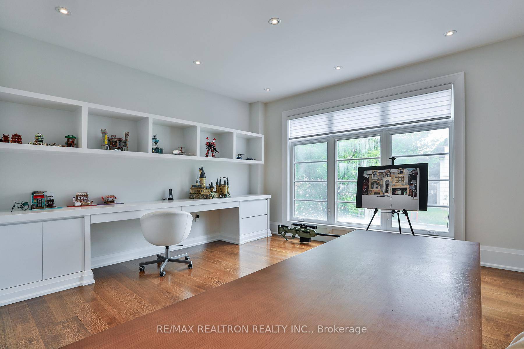 Welcome to 86 Princess Avenue, Willowdale East.