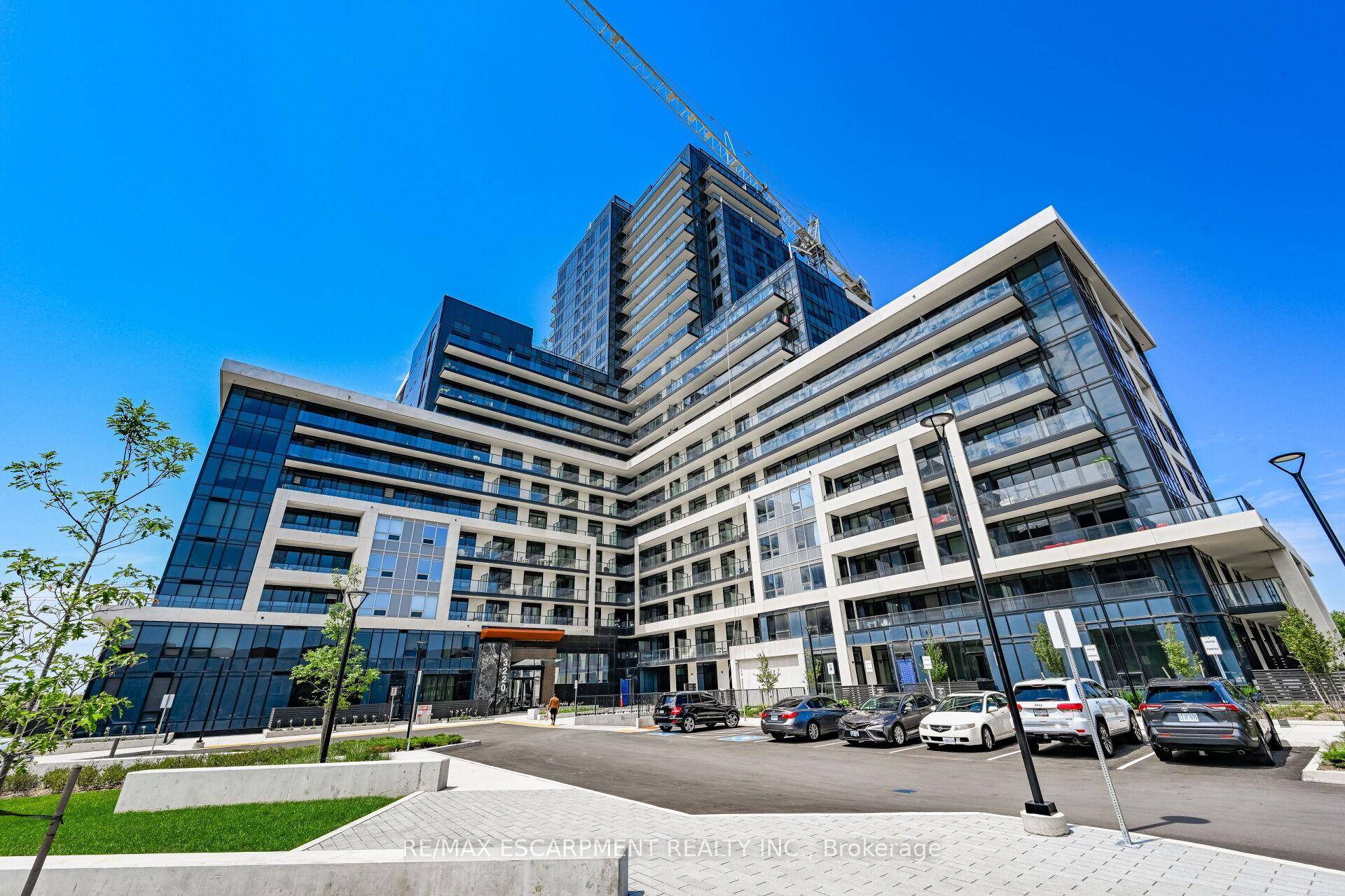 The unit could be leased fully furnished or not.