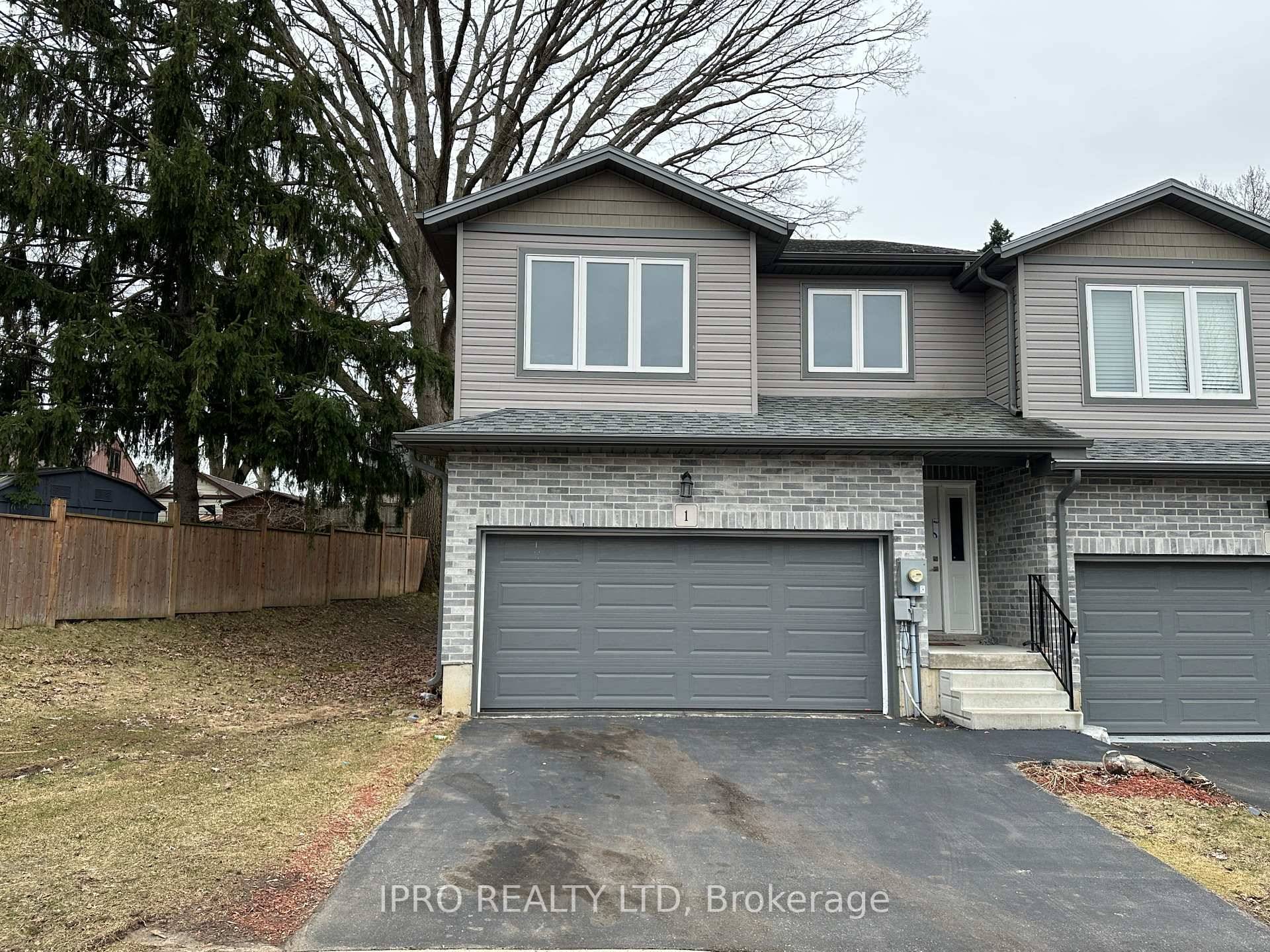 Welcome to this spacious 3 bedroom end unit townhouse.