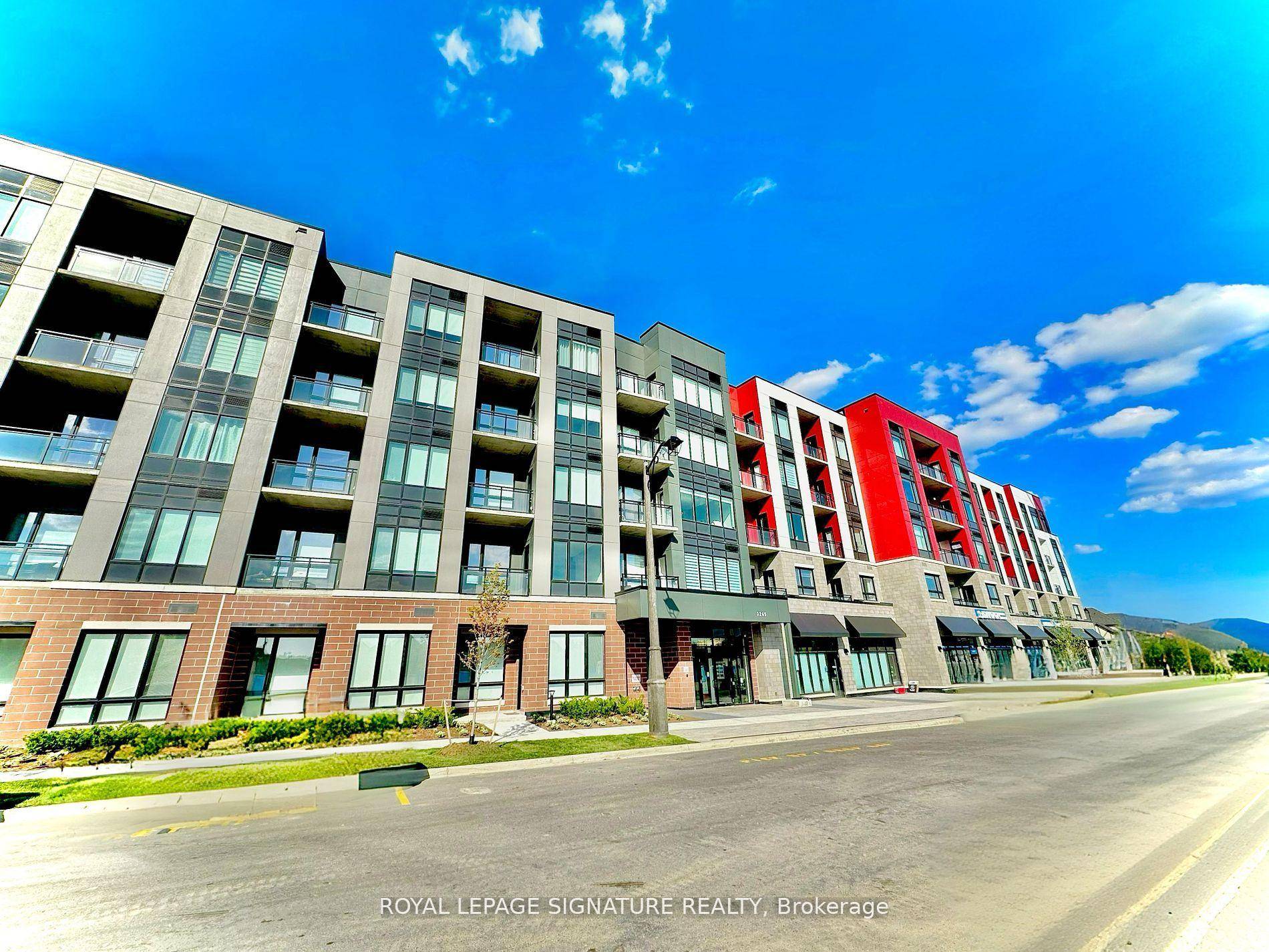 Bright 1 Bedroom, 1 Bathroom Condo In A 5 Storey Boutique Building In The Heart Of Oakville.