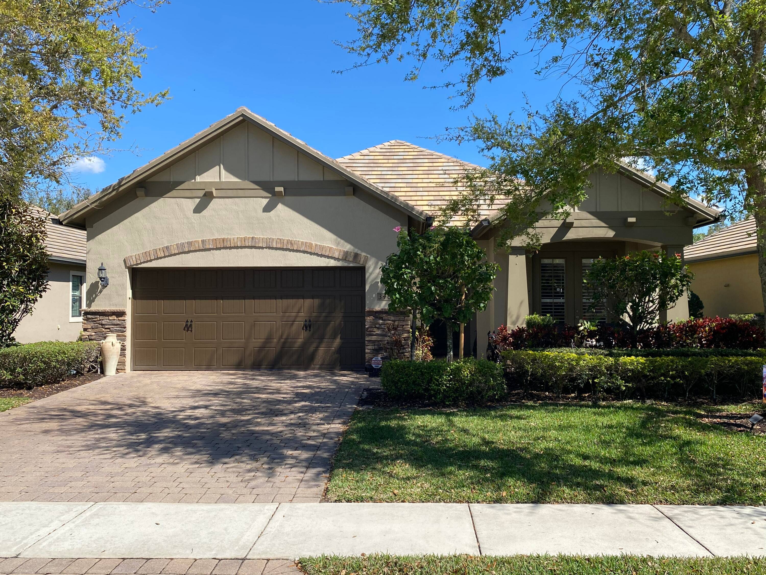Located in the highly desirable community of Castellina, this exceptionally well maintained 3 bedroom 2 bath home is available turnkey furnished, partially furnished, or unfurnished to suit a buyer's needs ...