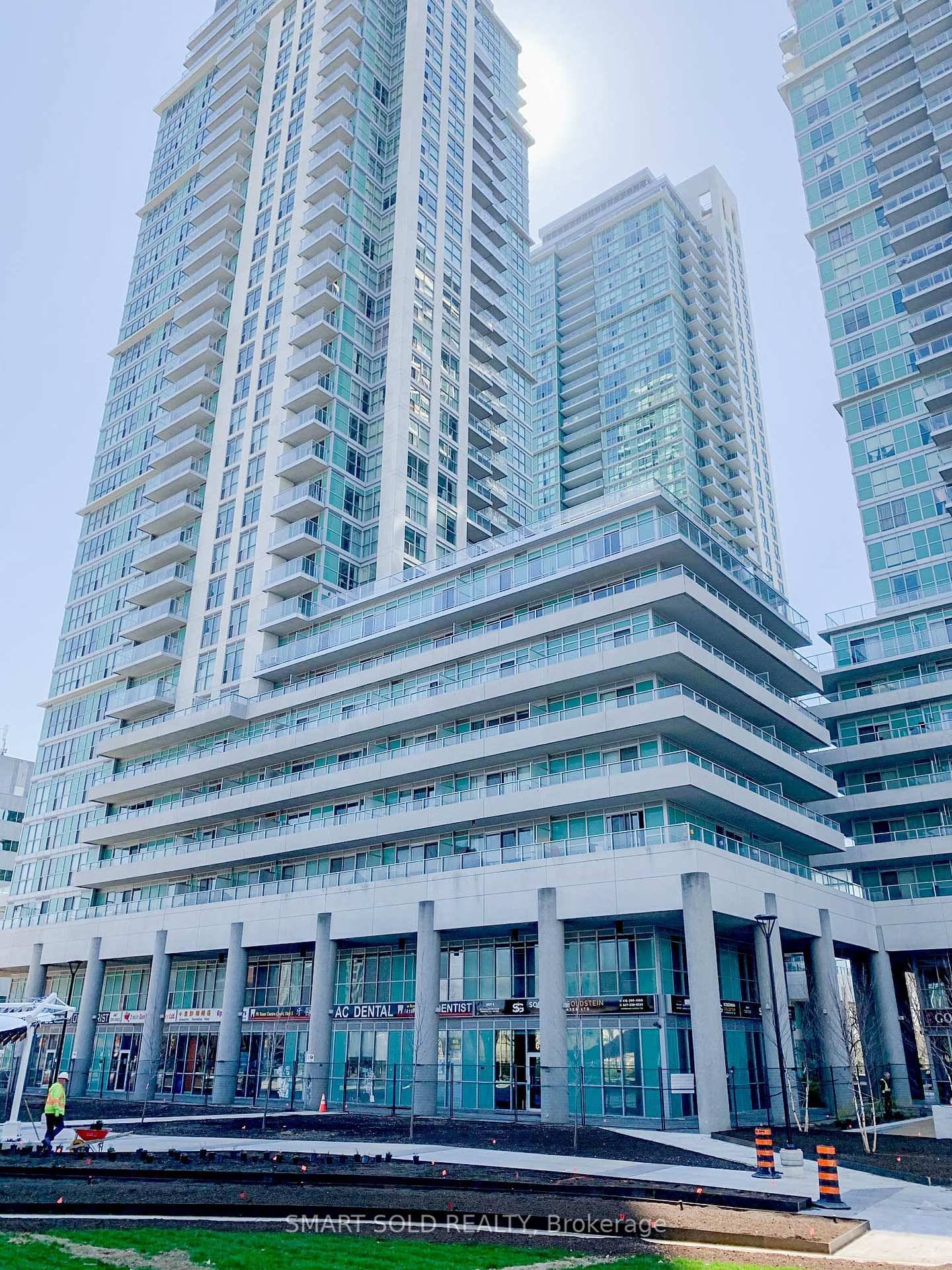 Great Location for Tenant.