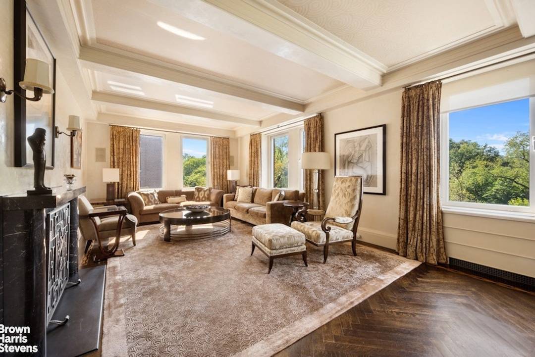 Art Deco Lover's Dream Art Deco Lover's Dream Elegant and Gracious Living Overlooking Central Park Don't miss Apartment 6B at the prestigious Brisbane House a stunning Classic 8 residence with ...