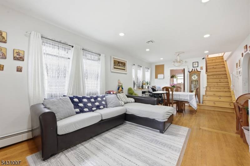 Expansive 5 bedroom, 2 full bathroom home located in Clifton's highly sought after Lakeview section.