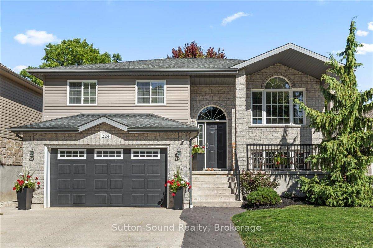 Welcome to 224 2nd St W !