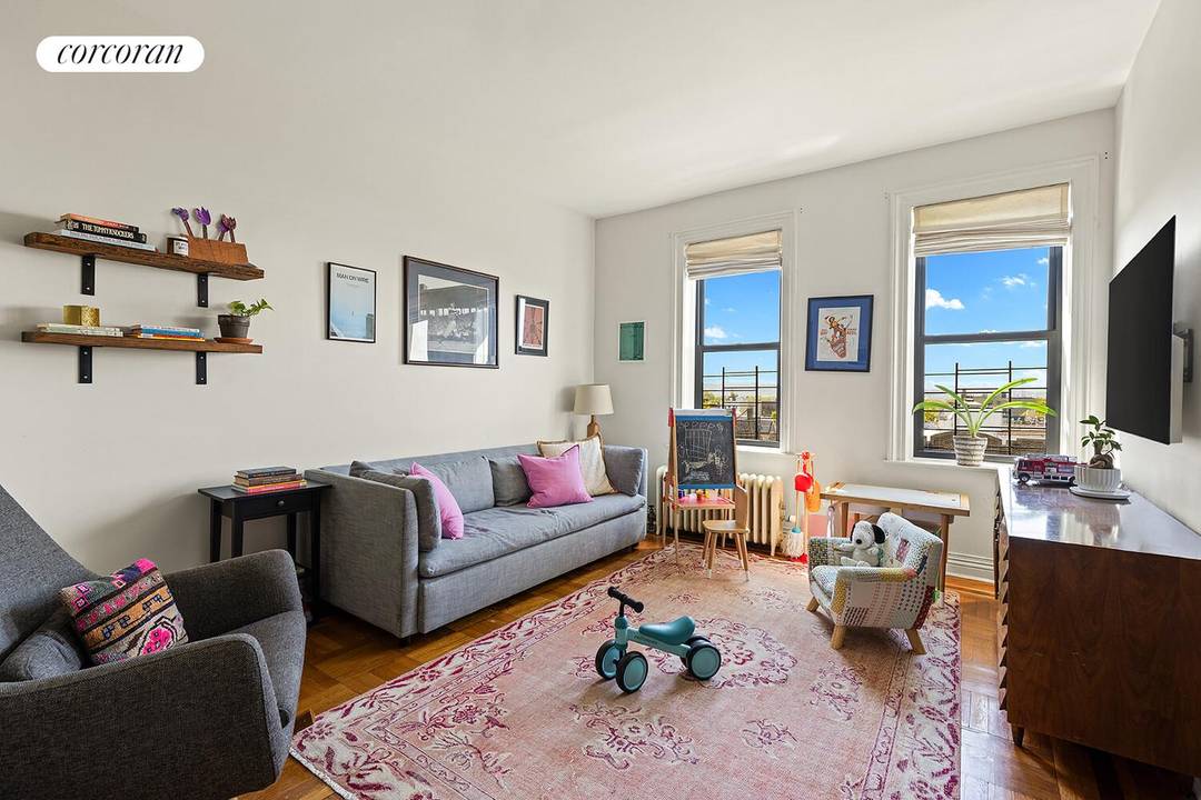 ALL SHOWINGS AND OPEN HOUSES ARE BY APPT ONLY.
