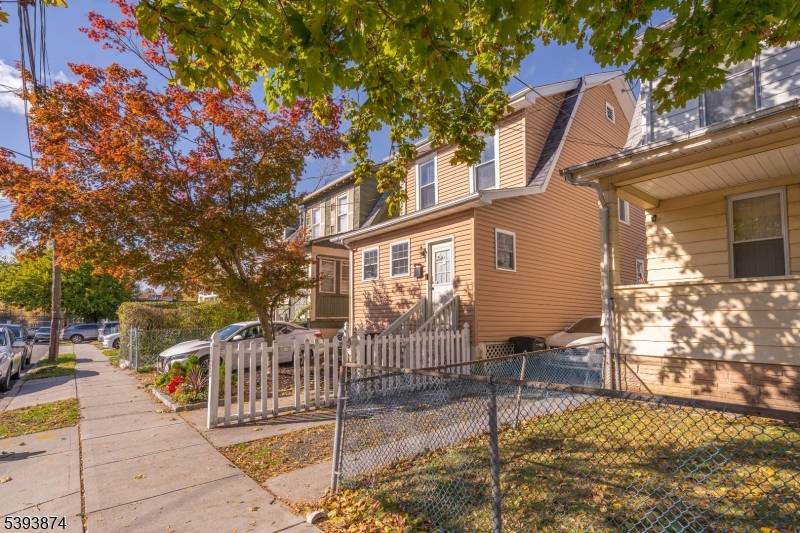 Welcome to this 2 bedroom, 1 bath Colonial style home located in the City of Orange.