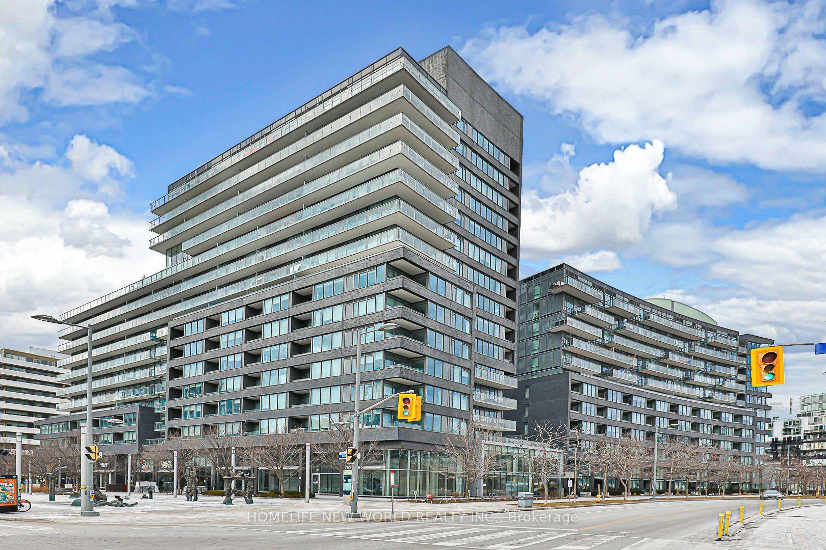 2 Bedroom 2 Full Washroom Condo Unit in Canary Park.