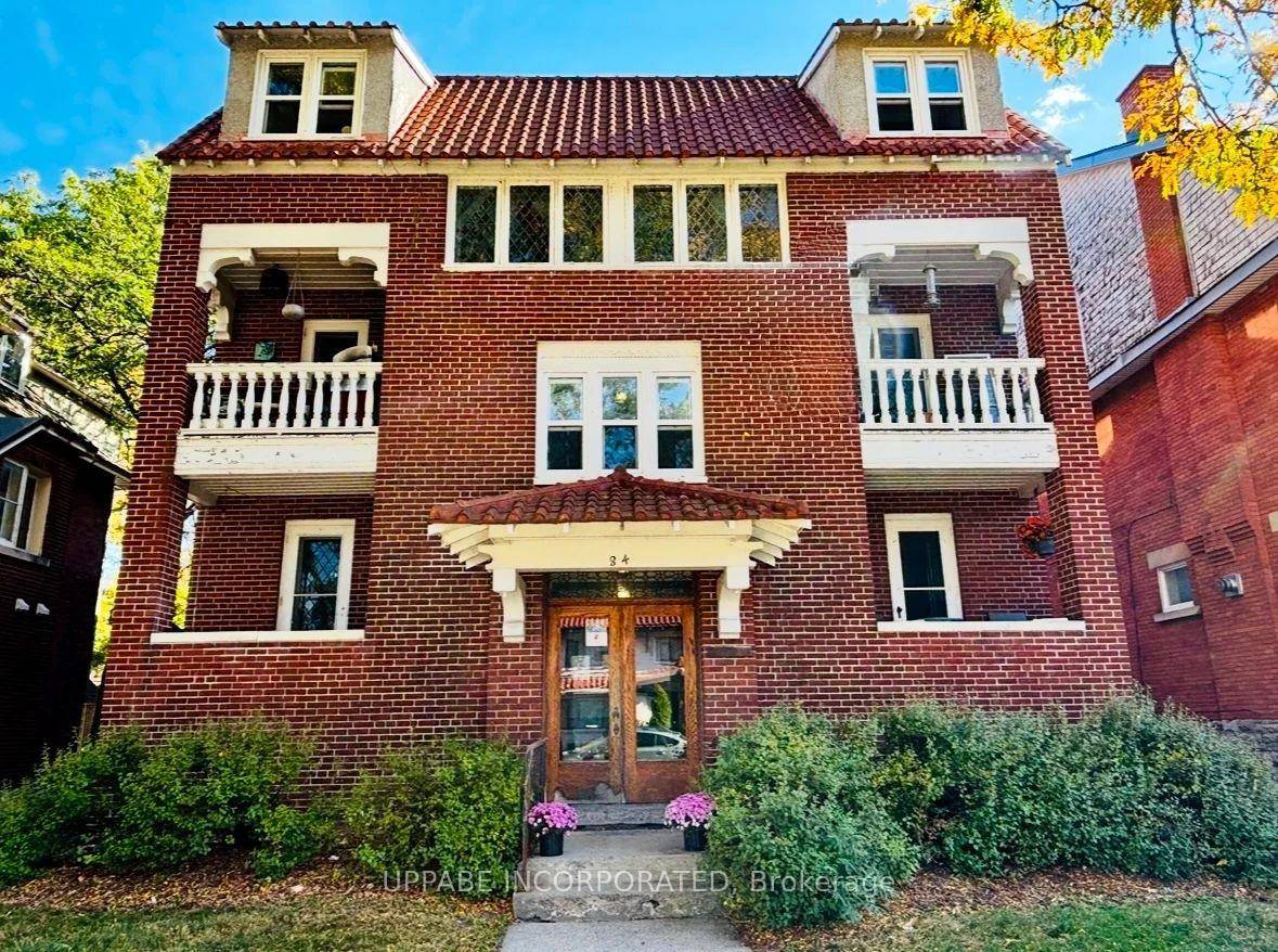 Ottawa, in the desirable area of Glebe.