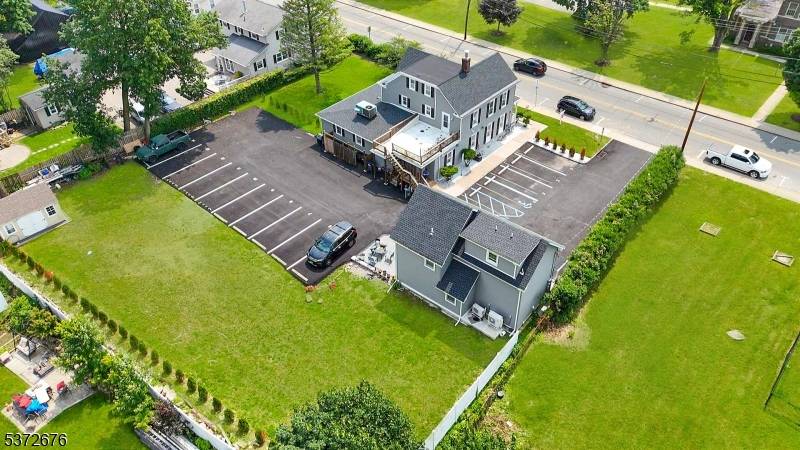 Discover an unparalleled investment opportunity in the heart of the real estate market !