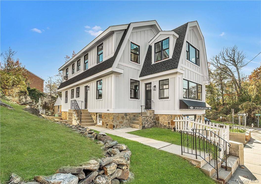 AVAILABLE APRIL 1 2026 EASTCHESTER SCHOOLS.