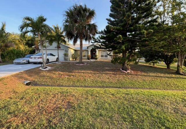 DISCOVER YOUR DREAM OASIS IN PORT SAINT LUCIE.