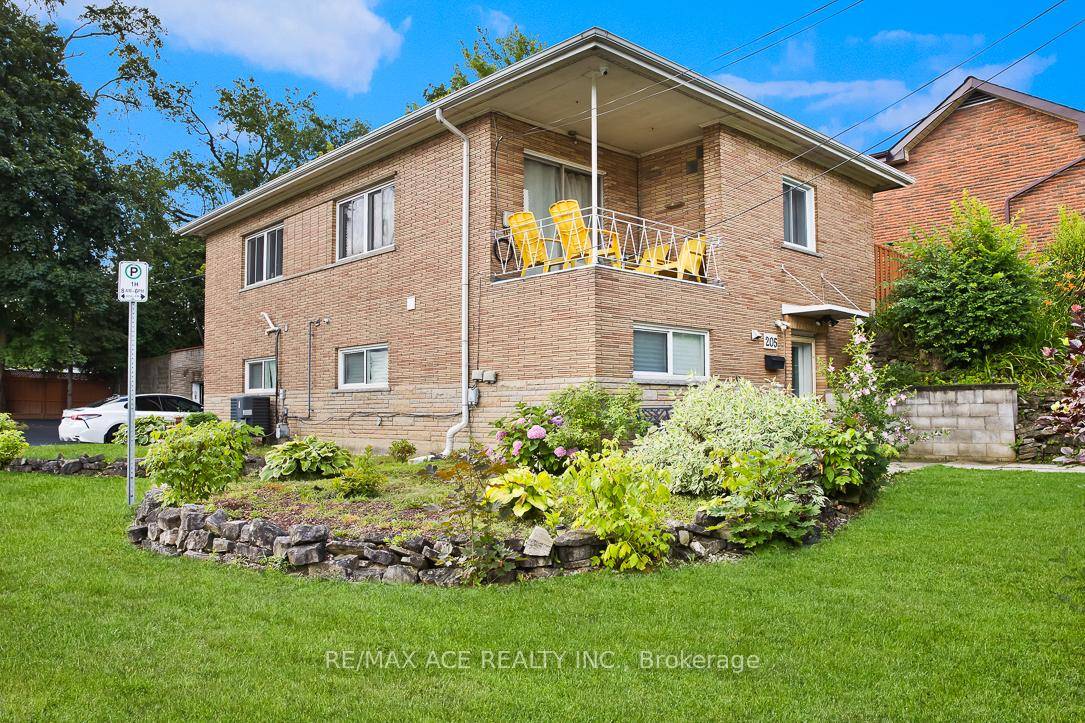 Step into this charming, 6 bedrooms, 4 washrooms two story duplex with 3 attached car garage and huge corner lot.
