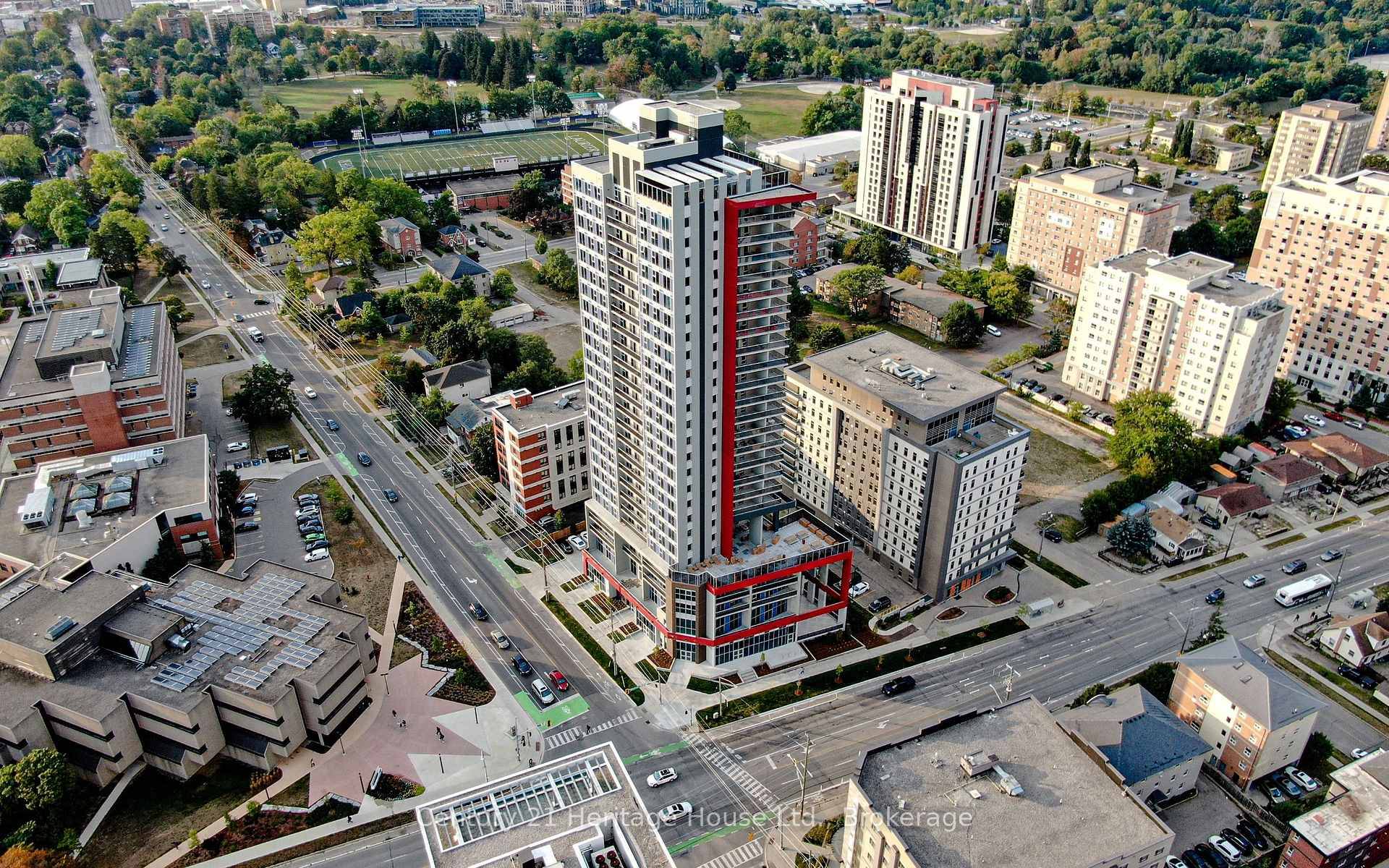 Available Immediately Welcome to 203 Albert, the tallest building in Waterloo, offering a rare opportunity to lease a modern 1 bedroom dining unit in the heart of the university district.