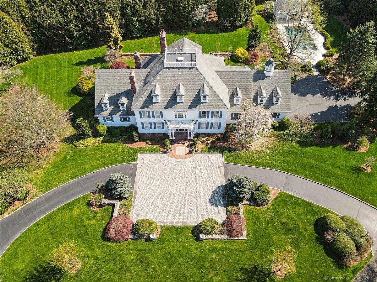 Welcome to one of Greenfield Hill's most distinguished residences an extraordinary 9, 700 sq.
