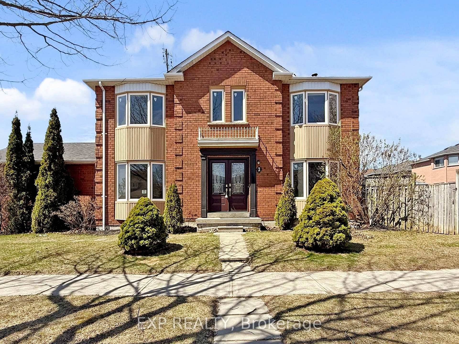 WELCOME TO THIS BEAUTIFULLY MAINTAINED AND INVITING 4 BEDROOM HOME, NESTLED IN ONE OF WHITBYS MOST DESIRABLE AND FAMILY FRIENDLY NEIGHBORHOODS.