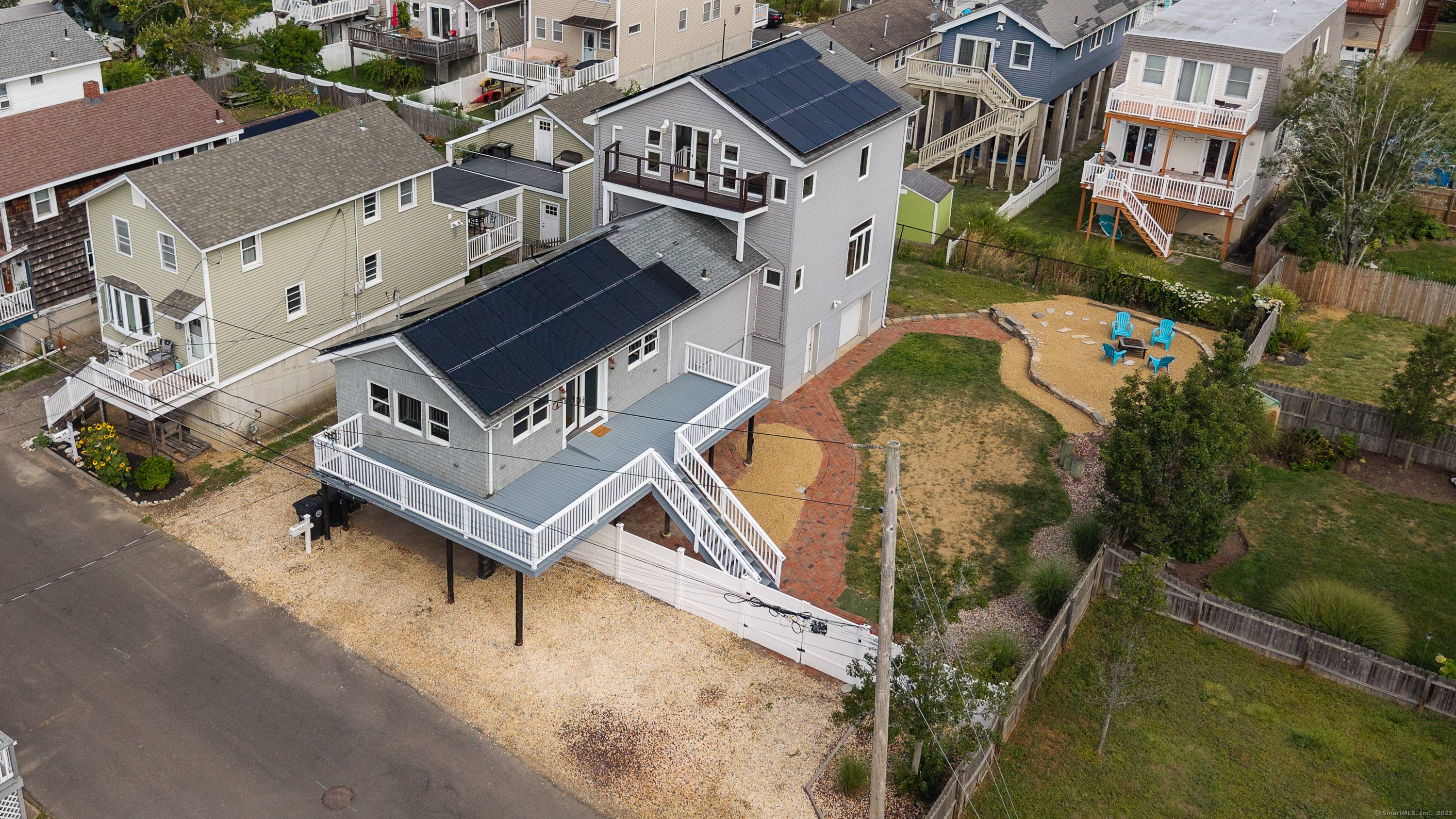 Grab your golf cart 'cause this 3 bdrm beauty is renovated and ready for its close up.
