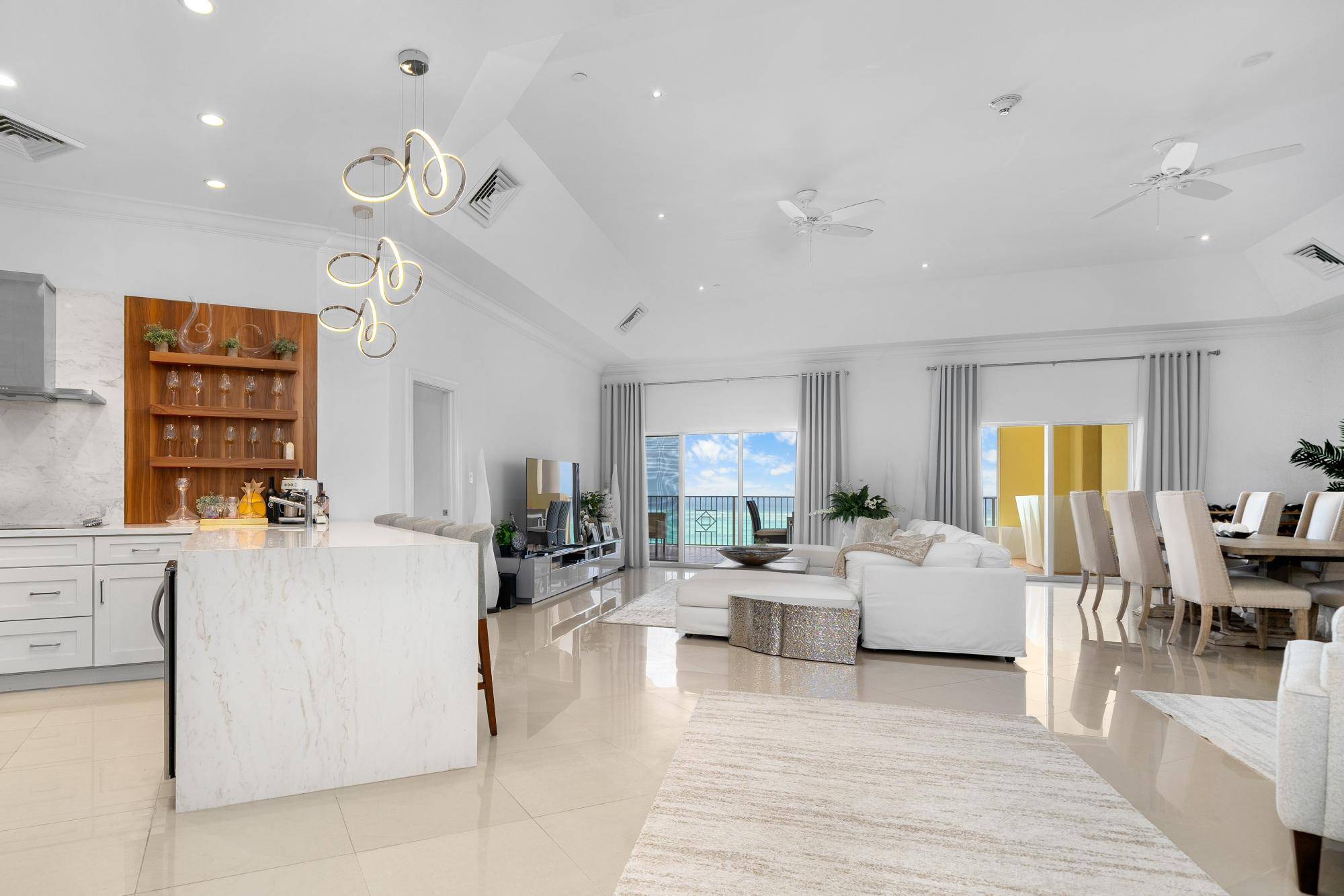 PH1, BLDG 3 CAVES HEIGHTS Condo New-Providence