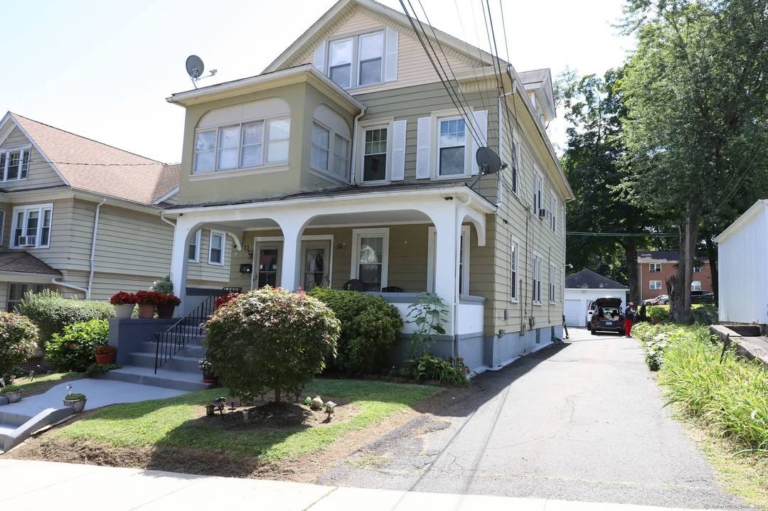 Well maintained 2 family home featuring two spacious units with separate entrances.