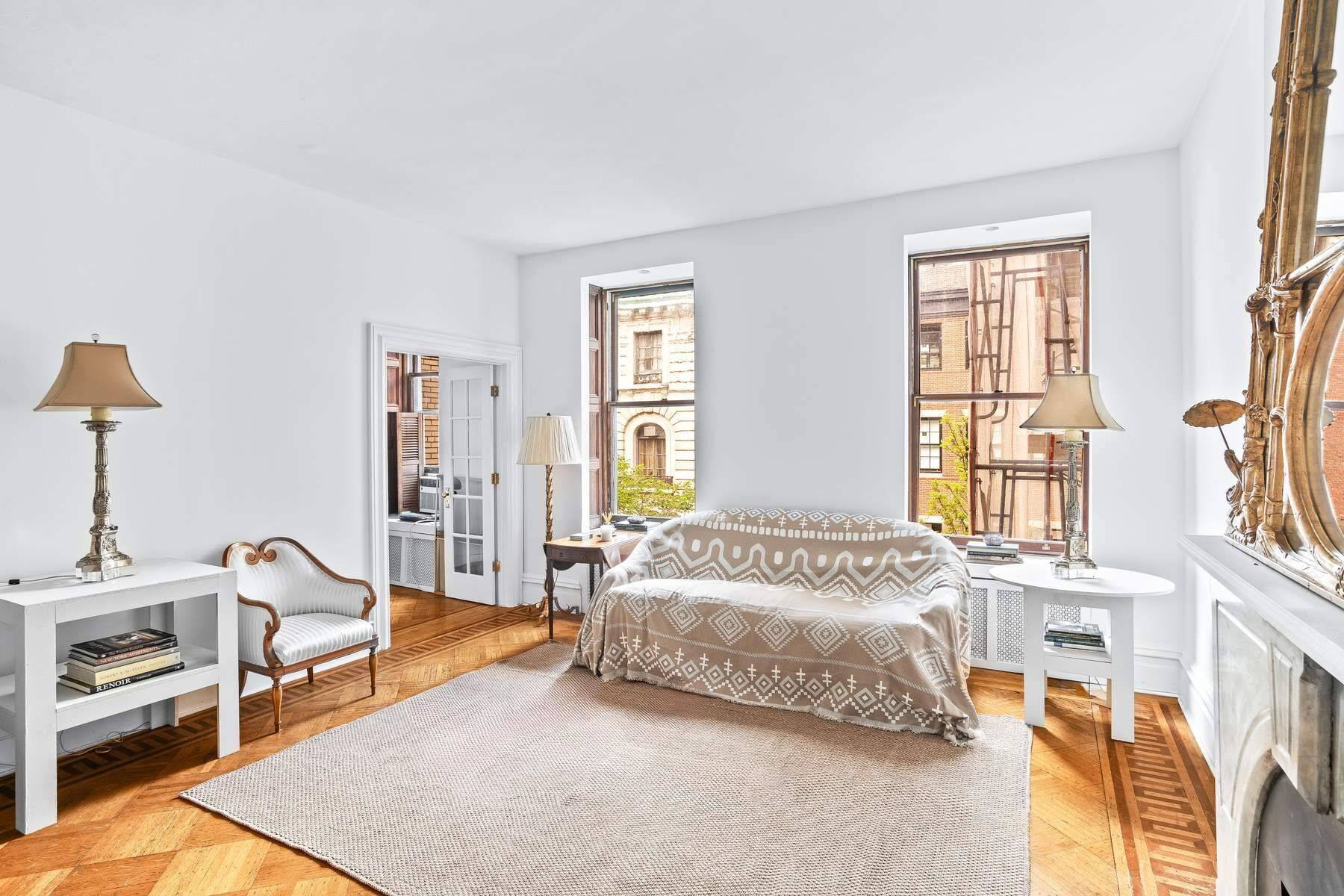 This charming 1 bedroom townhouse apartment with elevator is located steps off Madison Avenue and would make for a wonderful and sophisticated pied a terre in a prime Upper East ...