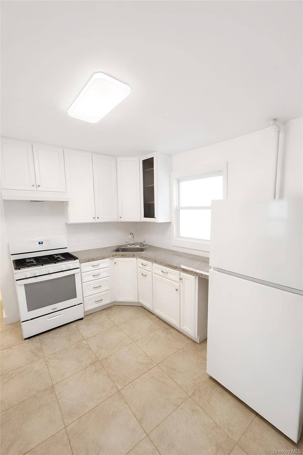 Bright and freshly updated apartment featuring a thoughtful layout and modern finishes throughout.