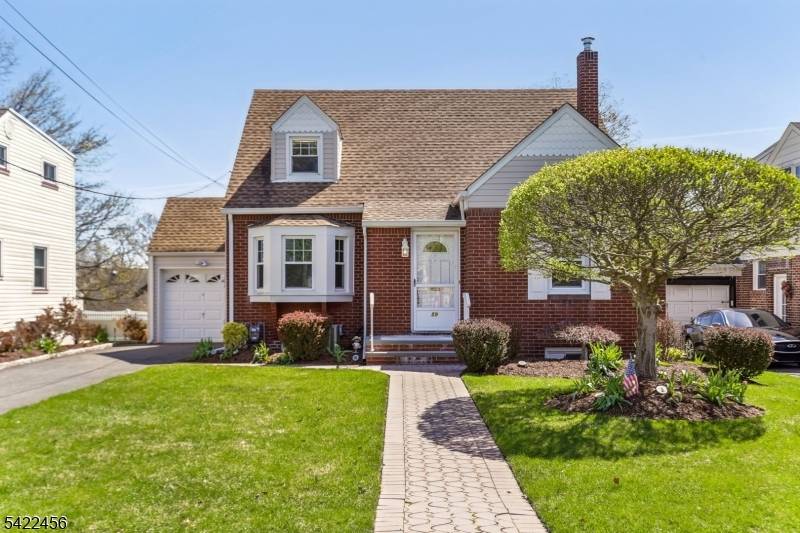 Welcome to 59 Pershing Rd in Clifton !