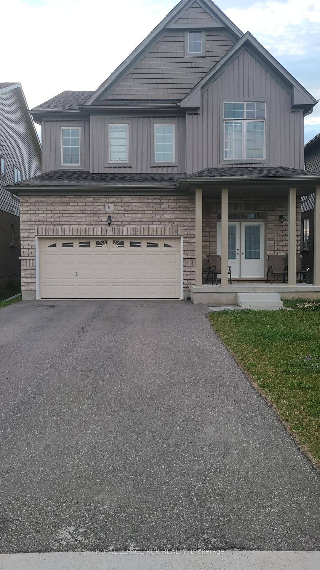2 year old gorgeous detached 4 bedroom, 3 bath home in new sought after neighbourhood in Ayr.