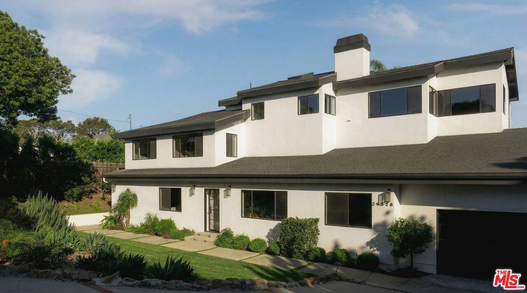 29328   Heathercliff Rd 6BR Malibu La